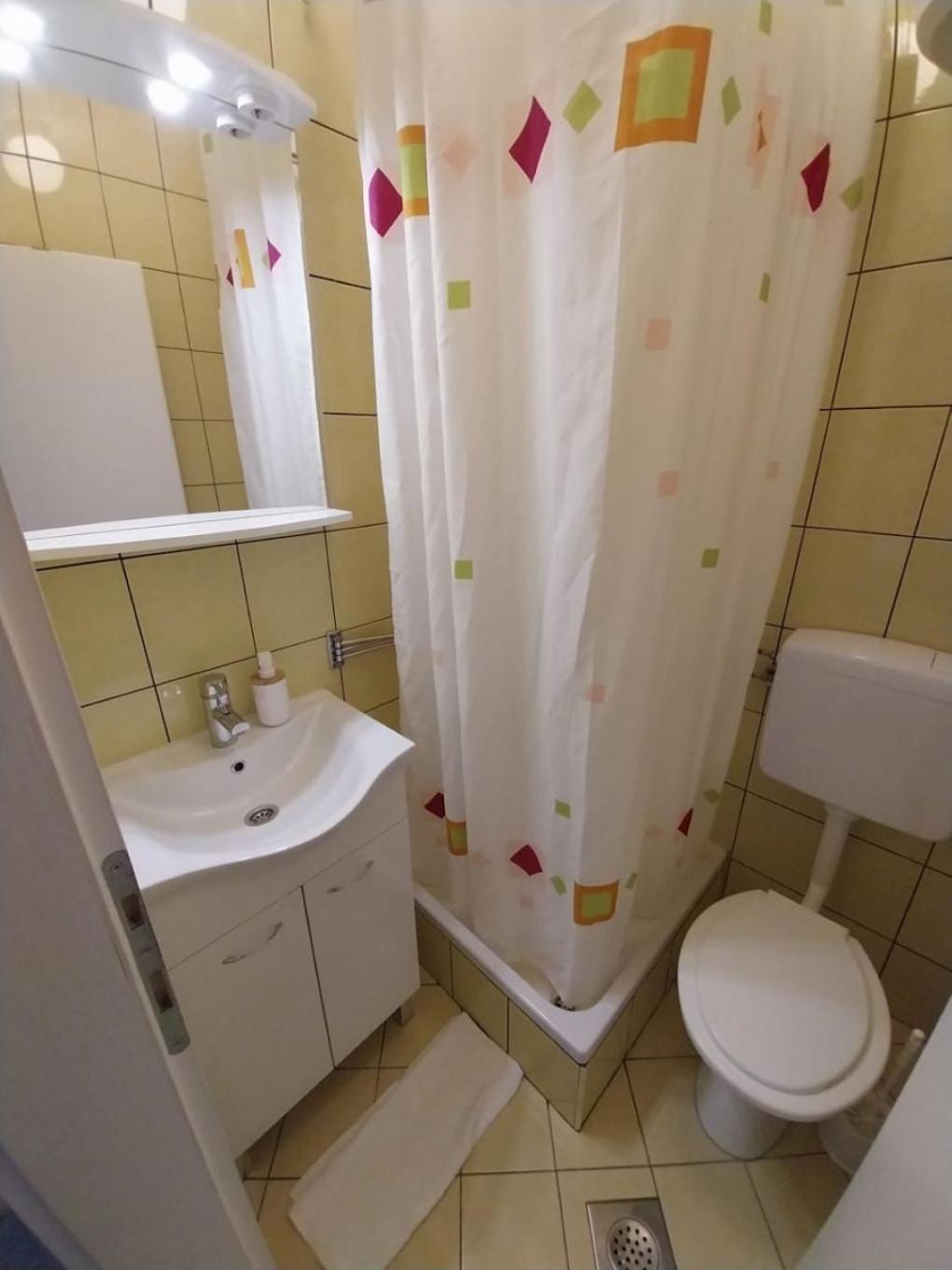 Apartments Josip Baska Voda Luaran gambar