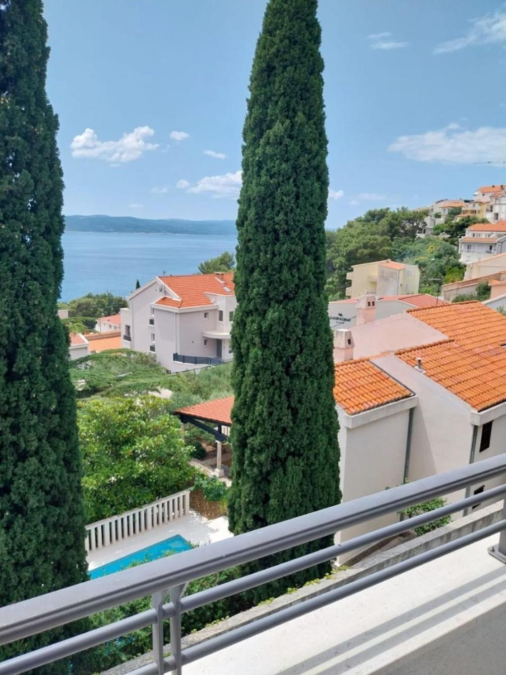 Apartments Josip Baska Voda Luaran gambar