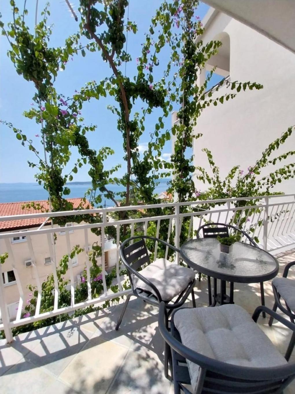 Apartments Josip Baska Voda Luaran gambar